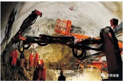 1542348897113237.jpg 632837646905717584.jpg